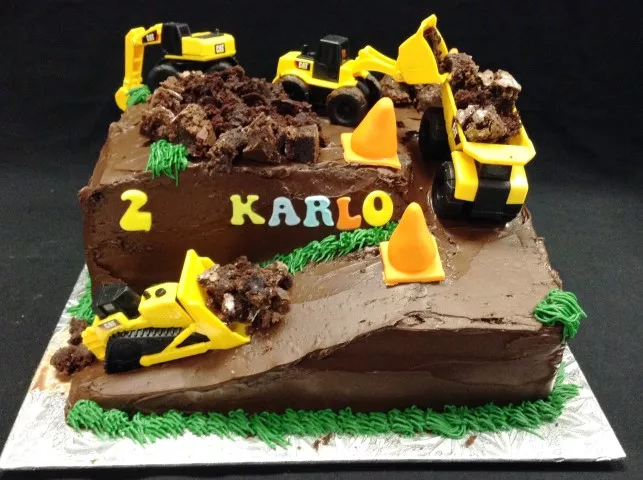 Construction cake